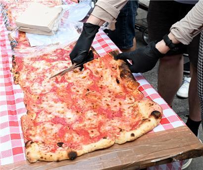 Neuer Rekord: Cloud Factory bäckt längste Pizza von Luxemburg