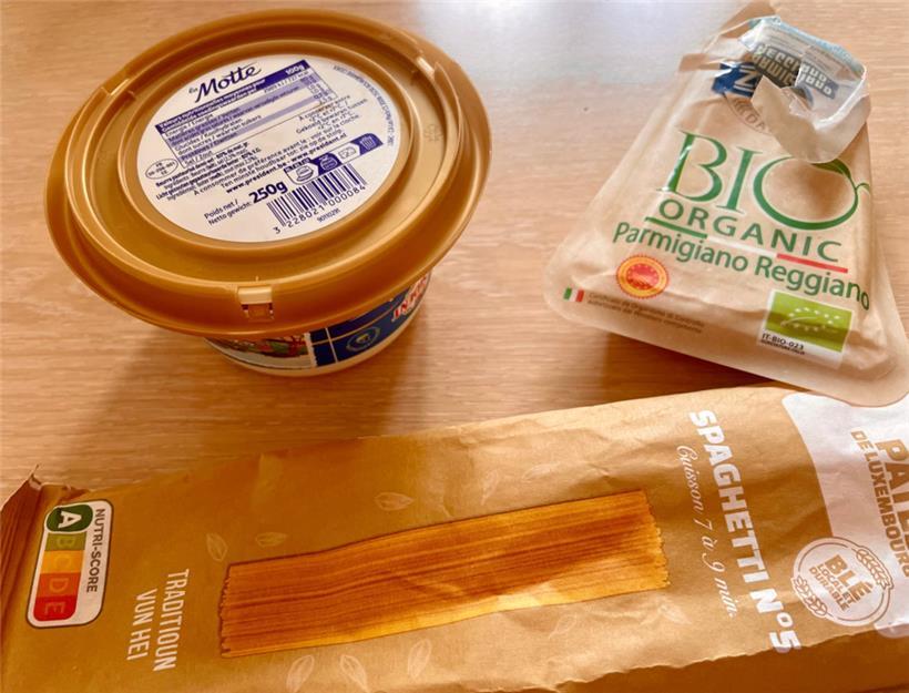 Mit Nudeln gegen Faschismus 