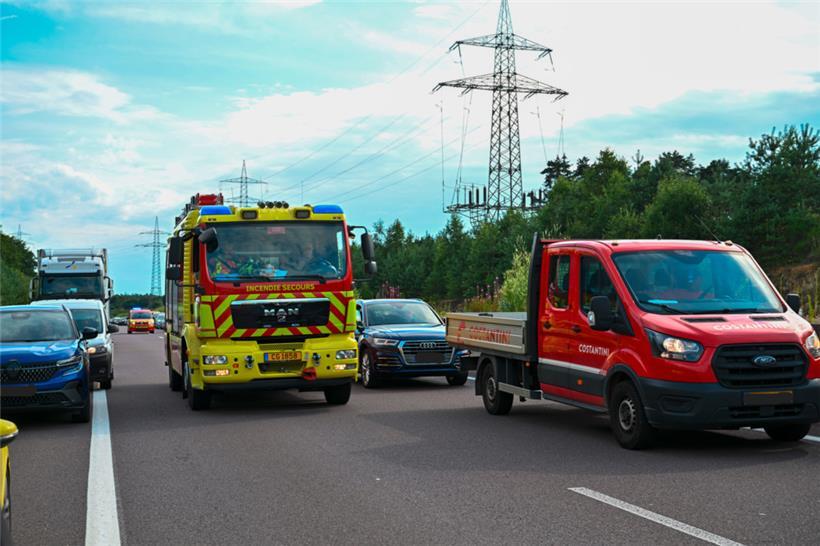 Autobrand im Grouft-Tunnel auf der A7 – Spuren wieder geöffnet 