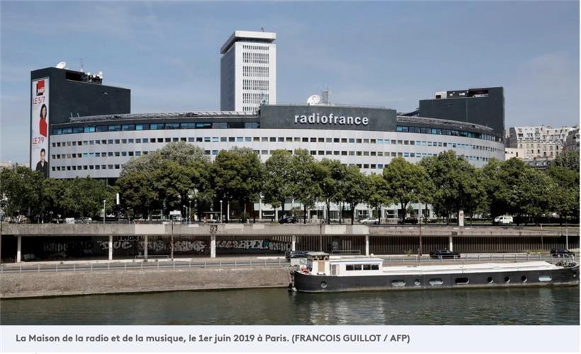 Et tout de suite ils s’attaqueraient aux médias publics! 