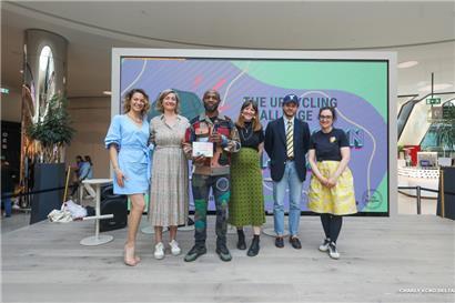 Arinze Umeh gewinnt nachhaltigen Modewettbewerb