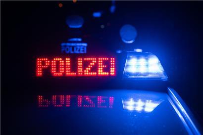 Mann eröffnet Feuer auf Polizisten und wird erschossen