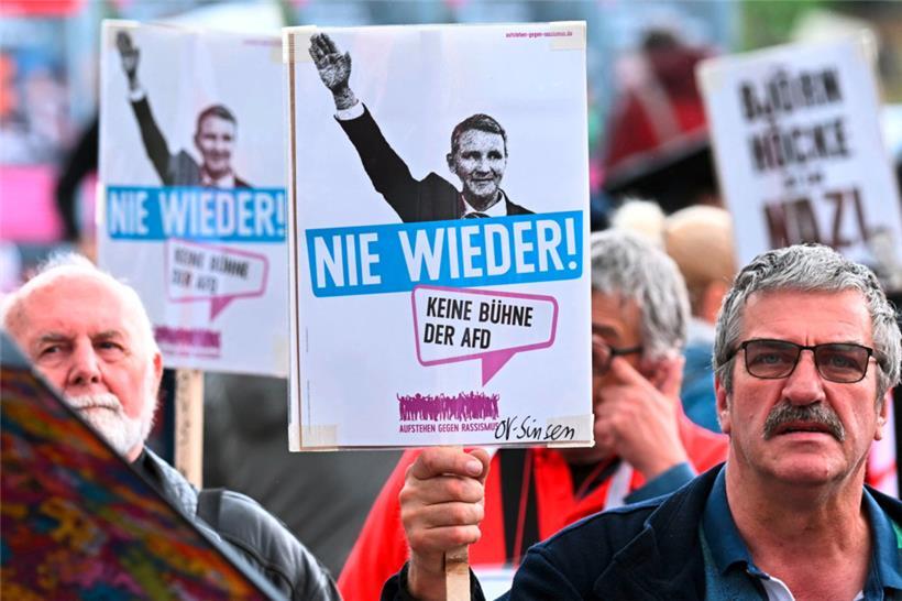 Eine Stimme für die ADR ist eine Stimme für Nazis! 