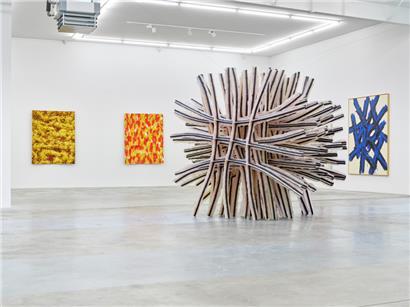 Nam Tchun-Mo stellt in der Galerie Ceysson & Bénétière aus
