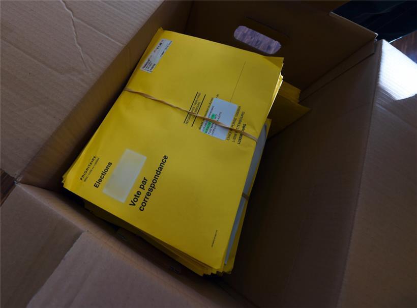 Wurden für die Briefwahl in einigen Gemeinden nicht alle Unterlagen mitgeschickt? 