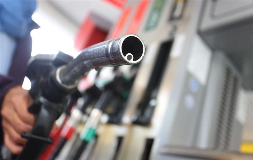 Erst der Diesel, nun das Benzin: Super 95 und Super 98 werden am Samstag wieder billiger 