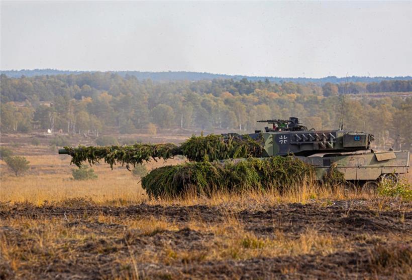 Deutschland macht Weg frei für Kampfpanzer-Lieferungen an Ukraine 