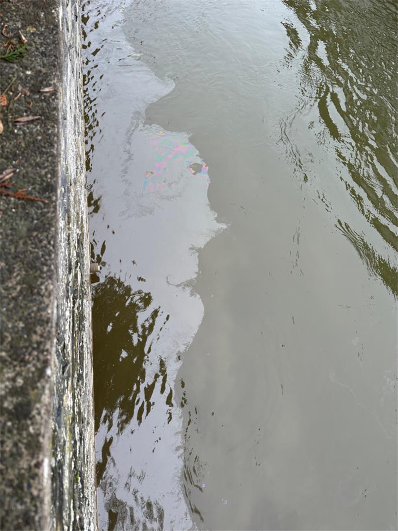 Kohlenwasserstoff in der Sauer: CGDIS versucht, Verschmutzung zu beseitigen 