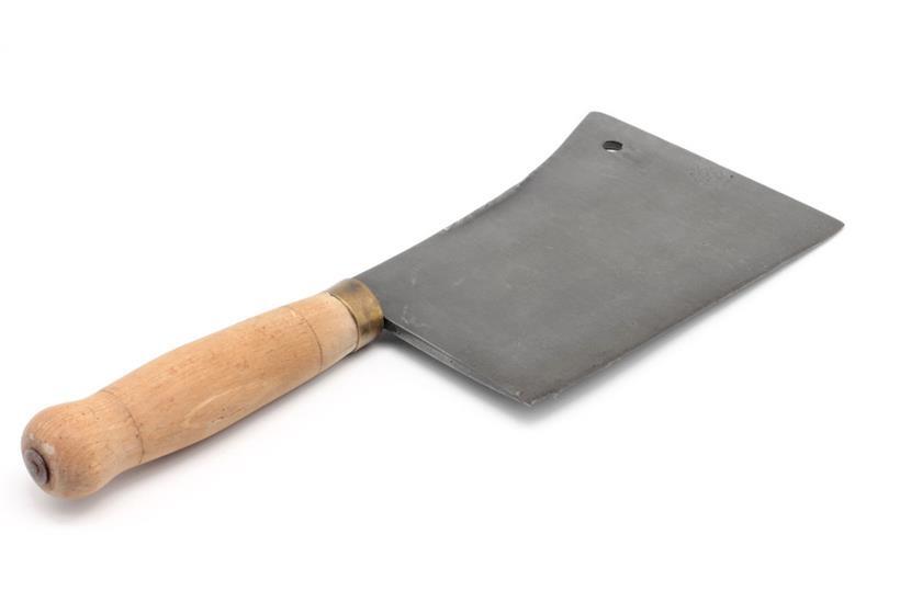 Mann droht im Bus mit Messer – und hat noch zwei weitere und ein Hackbeil dabei 