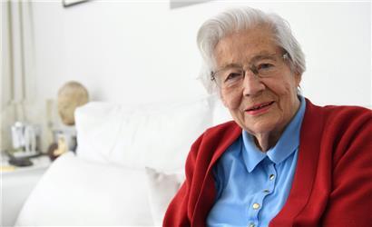 Une profonde gratitude: Un hommage à la regrettée Anise Koltz