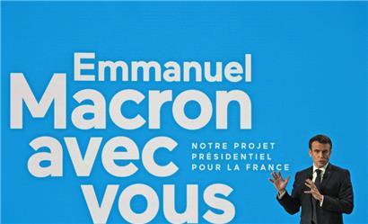 Les paradoxes de la démocratie française