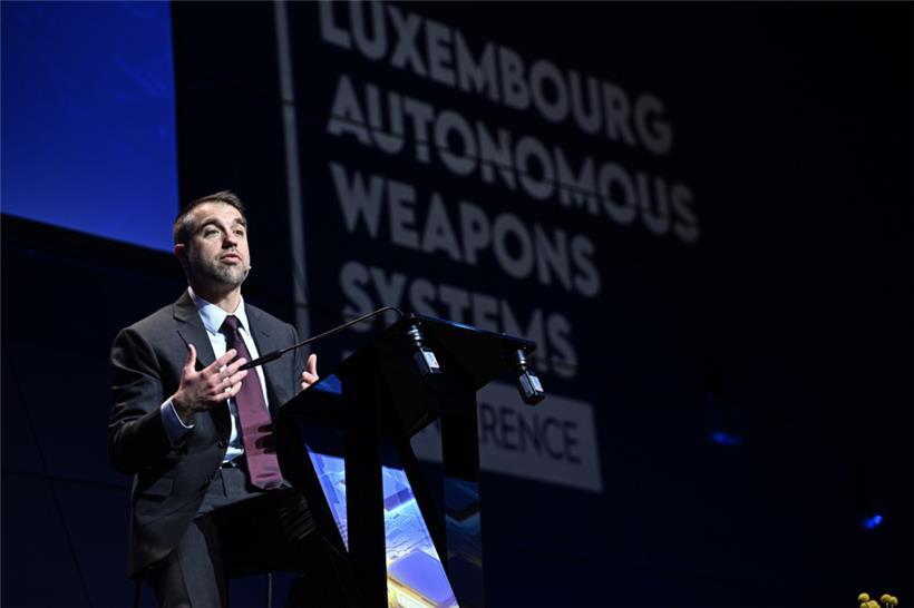 „Muss der Mensch bei der Anwendung tödlicher Gewalt einbezogen werden?“ 