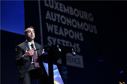 „Muss der Mensch bei der Anwendung tödlicher Gewalt einbezogen werden?“