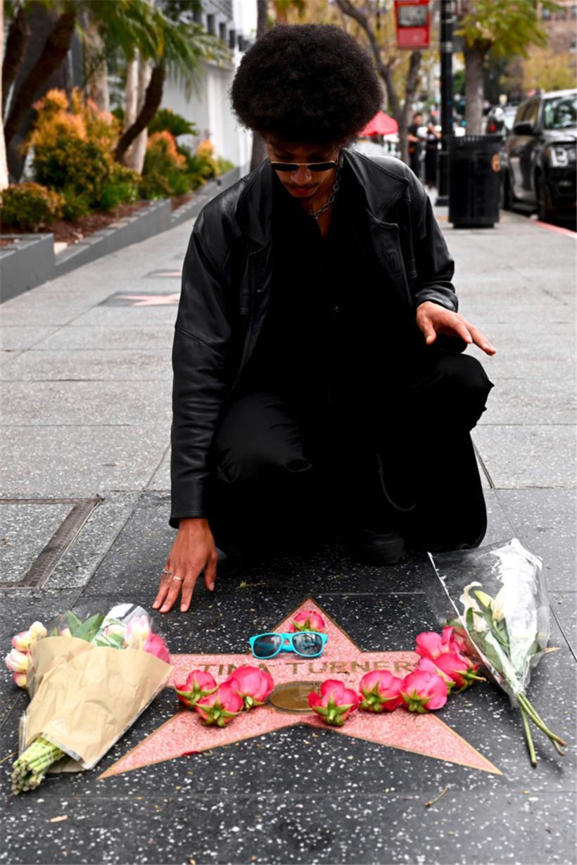 „Simply the Best“: Mit Tina Turner stirbt nicht nur eine beeindruckende Musikerin 