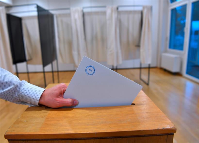 Rot oder Schwarz: Die richtungsweisende Wahl in Esch 