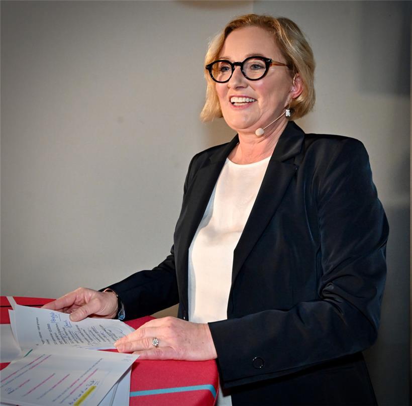 Eng Noriicht, déi et just verpasst huet, an d’Press ze kommen 