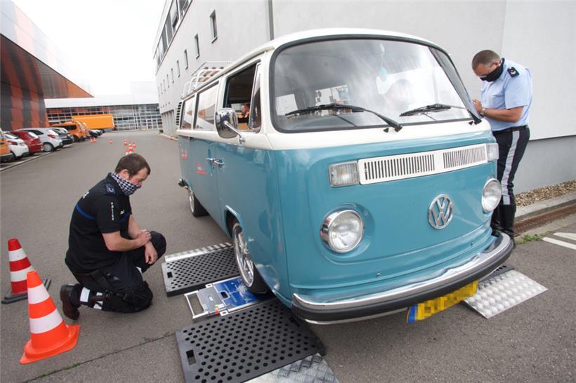 Polizei bietet Gewichtskontrollen für Camping Cars und Wohnwagen 