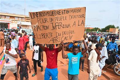 Anzeichen von Widerstand: Rebellenführer gründet Bewegung