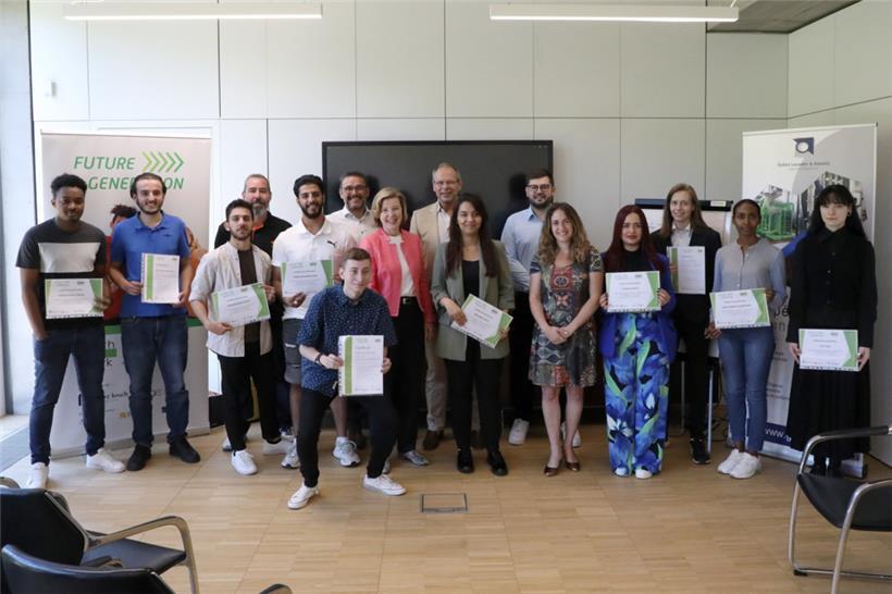 Zwölf Teilnehmer aus zwölf unterschiedlichen Nationen: das Projekt „Future Generation“ von Youth & Work
