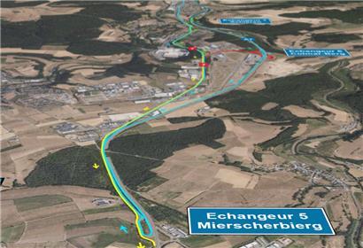 Baustelle am Wochenende auf der A7 am Autobahnkreuz Colmar-Berg 