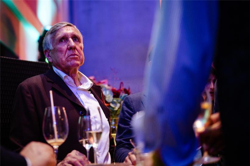 Korkenknallen und Wunden lecken: So verliefen die Wahlpartys in Luxemburg 