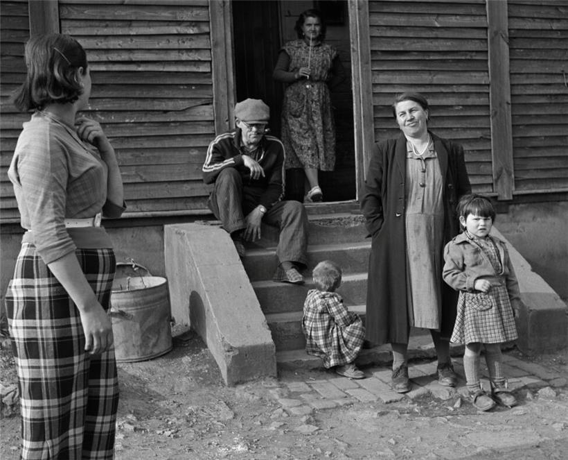 Romain Urhausen (1930-2021): photographe, designer, architecte et homme libre 