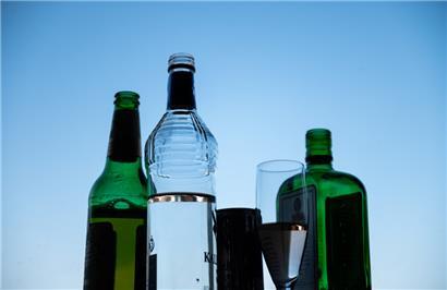 Party mit Alkoholexzess: Hochschule wirft Studenten raus – und bekommt Recht
