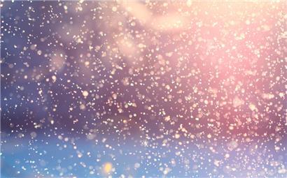 Weiterhin winterliches Wetter: Etwas Schnee aus grauem Himmel – Meteolux warnt vor Glätte