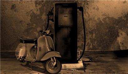 Ja, ist denn schon Weihnachten? Super 95 wird erneut billiger