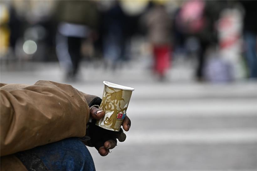 Teil 3: März – Wieder einmal Tripartite, ein Mittelfinger mit Folgen und Schluss mit den Covid-Maßnahmen 