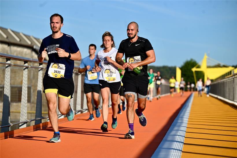 Teil 9: September – Ärger am Flughafen, Höhenflüge bei der EM-Quali und Krieg in Berg-Karabach 
