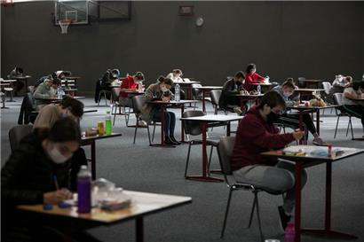 Meisch erntet Kritik: Verschiebung der Examenstage führt zu Zeitdruck beim Lehrpersonal