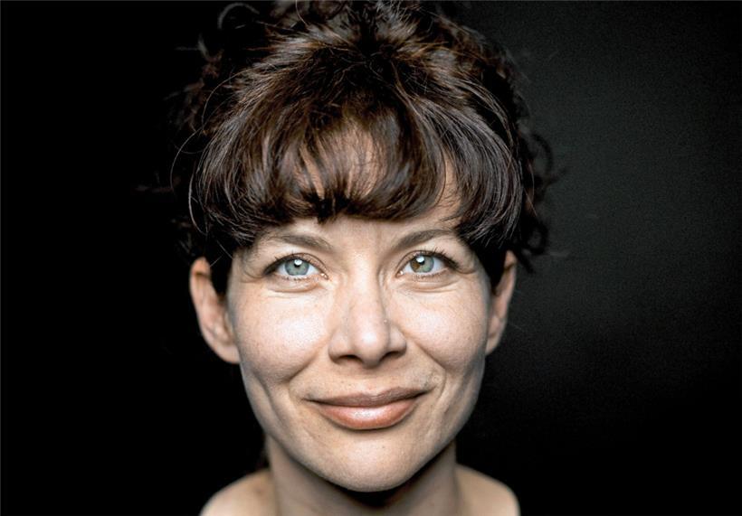 „To LIVE heißt Leben und LIEBE heißt Love“: Feministische Literatur muss mehr können 