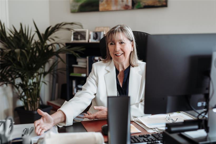 Die Bürgermeisterin feiert den Niedergang ihrer Hauptstadt 