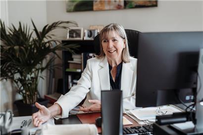 Die Bürgermeisterin feiert den Niedergang ihrer Hauptstadt