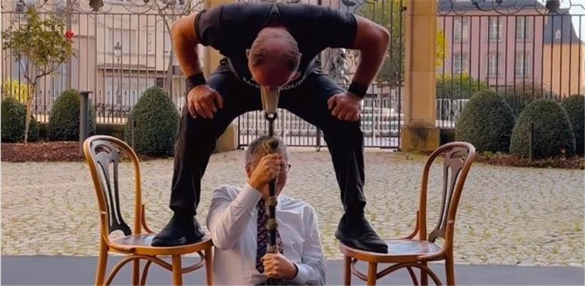 Bill Gates trifft auf stärksten Mann Luxemburgs 