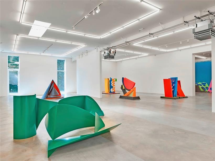 Phillip King stellt noch bis zum 19. November in der Galerie Ceysson & Bénétière aus
