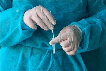 „Santé“ meldet Rückgang der Infektionen und Anstieg der Krankenhausaufnahmen – fünf Tote