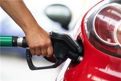Diesel wird am Freitag 5,3 Cent billiger