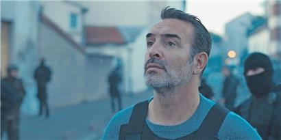 Cavales en série: „Rebel“ „Novembre“ et „Mona Lisa and the Blood Moon“