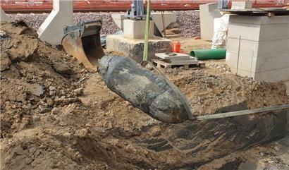 Weltkriegsbombe an der Buchler-Brücke entschärft – Zugverkehr wird ab 18 Uhr wieder aufgenommen