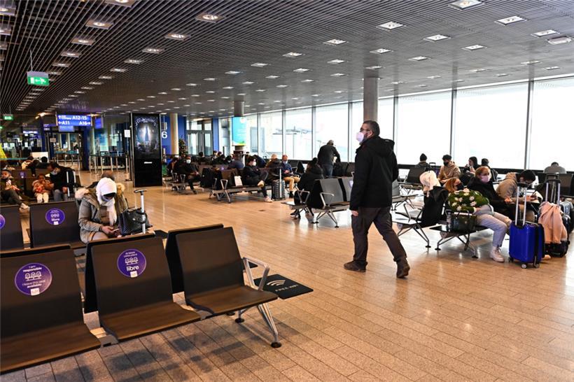 Lux-Airport kämpft mit längeren Wartezeiten und Parkplatzmangel – doch nur während Spitzenzeiten 