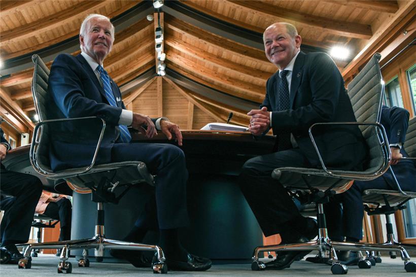 Die Guten und der Böse? 