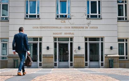 Clinch zwischen Anwalt und Untersuchungsrichter