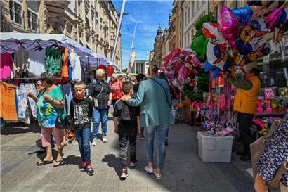 Escher Braderie bei Kaiserwetter