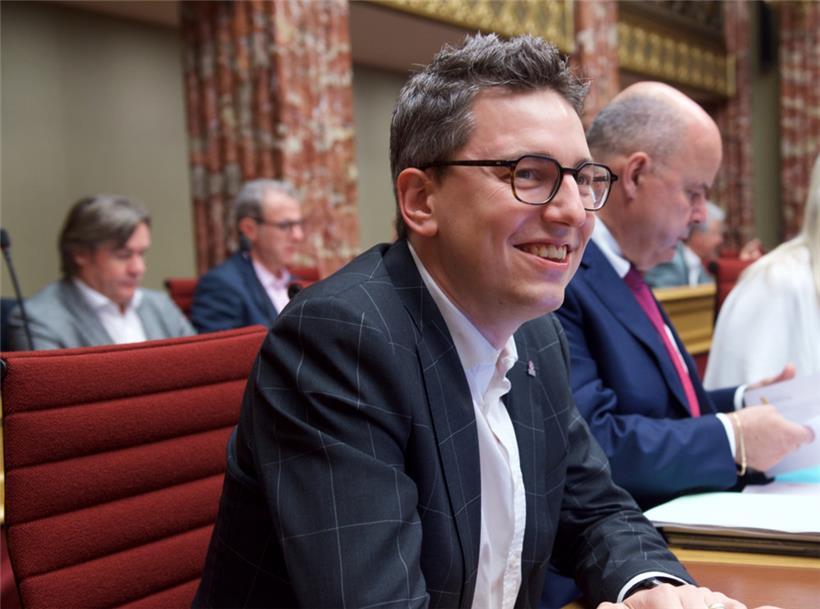 Ein (zu) gutes Polster für unsichere Zeiten: So reagieren die Parteien auf den Bericht von Finanzministerin Yuriko Backes 