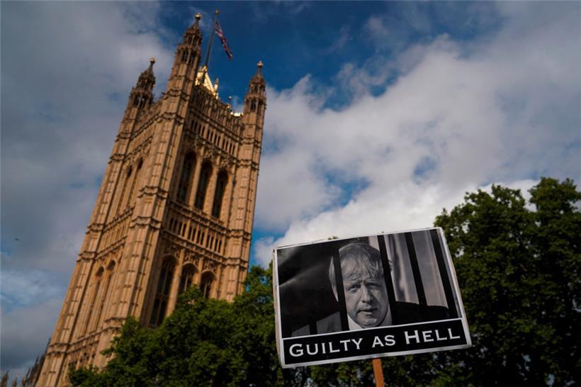 Der Exit des Mr. Brexit: Chaos in Großbritannien 