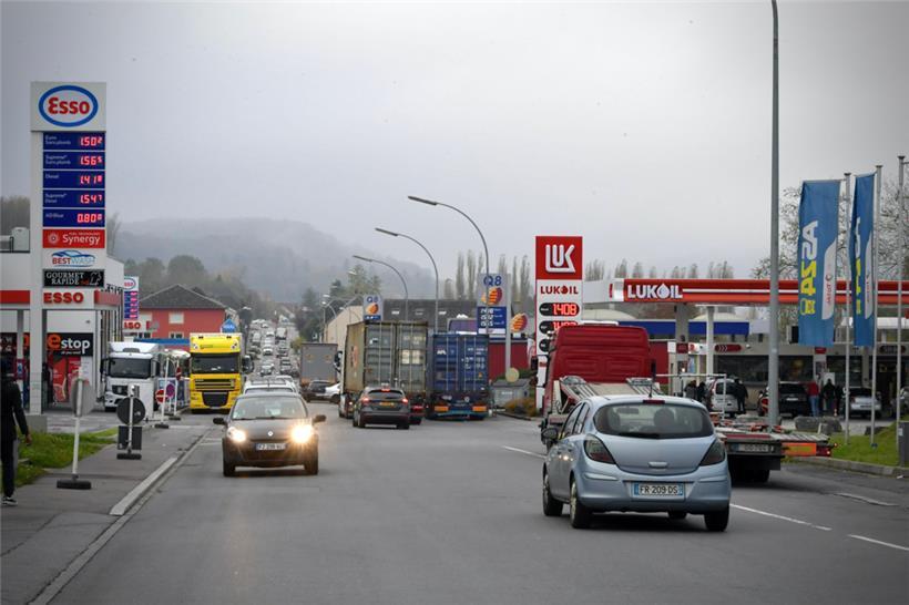 Spritpreise steigen erneut – Diesel teurer als vor „Solidaritéitspak“ 