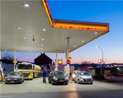 Benzin wird am Samstag wieder teurer, Dieselpreis sinkt leicht