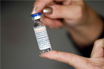 Ab Samstag impfen Luxemburgs Apotheken –Tot-Impfstoff von Novavax ab 1. März in den Impfzentren